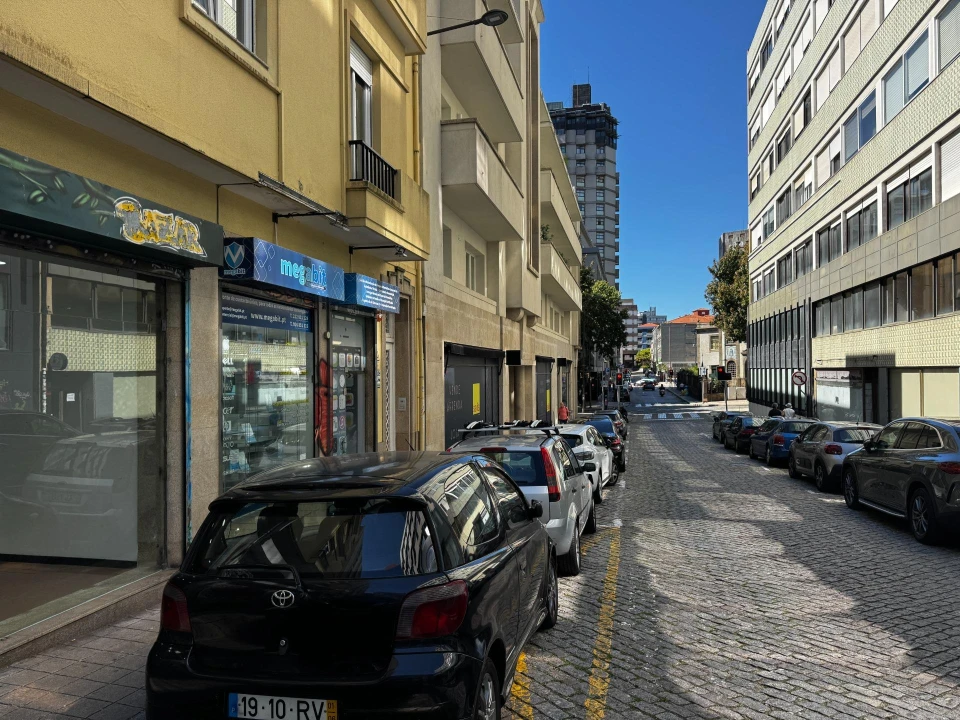 Negócio para Arrendamento em Cedofeita, Santo Ildefonso, Sé, Miragaia, São Nicolau e Vitória Foto 3