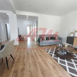 Apartamento T3 para Venda em Benfica