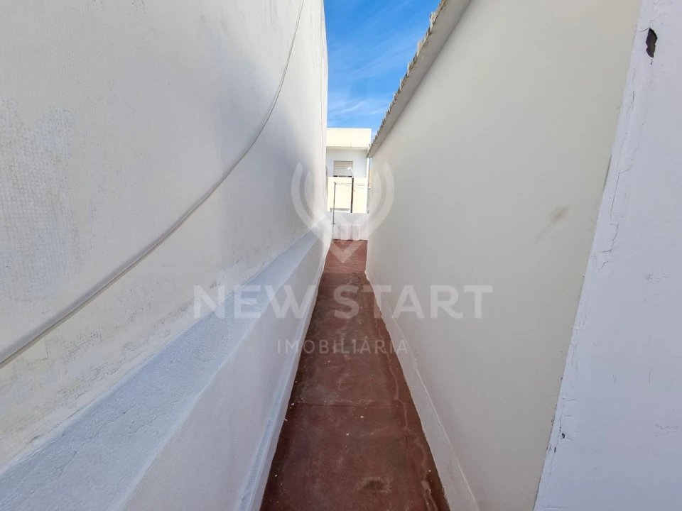 Moradia T3 para Venda em Olhão Foto 18