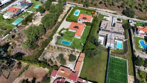 Moradia T4 para Venda em Corroios