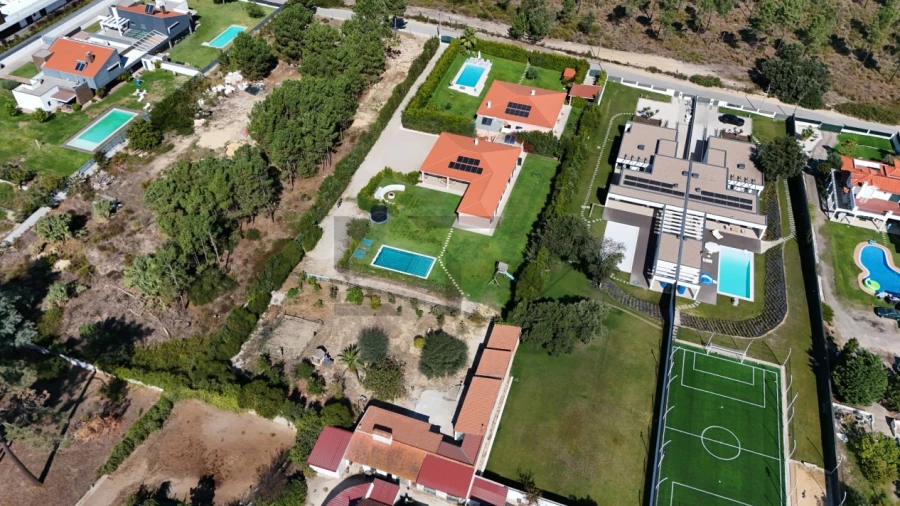 Moradia T4 para Venda em Corroios