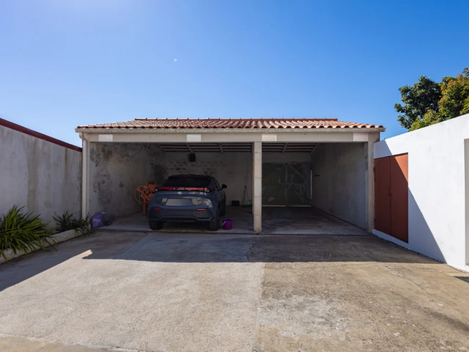 Moradia T4 para Venda em Lavos Foto 25