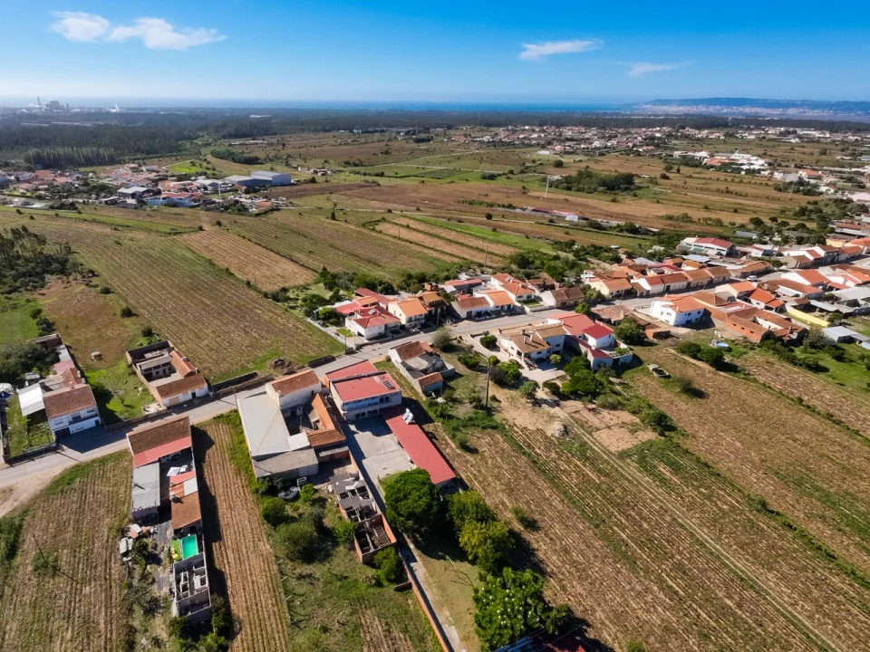 Moradia T4 para Venda em Lavos Foto 27