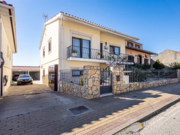 Moradia T4 para Venda em Lavos