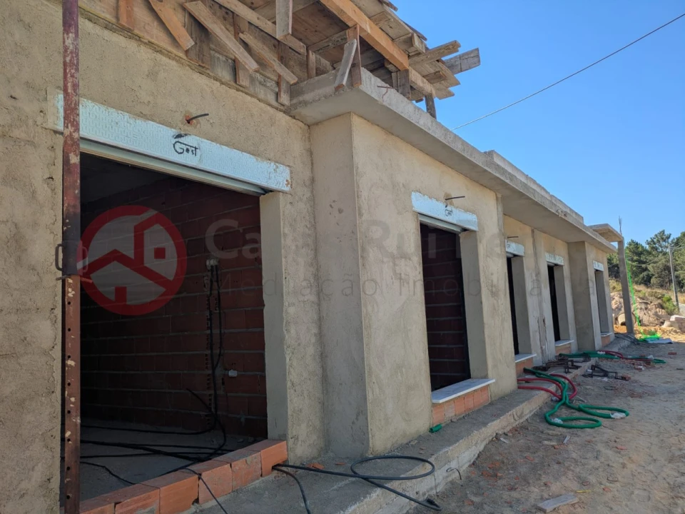 Moradia T3 para Venda em Fernao Ferro Foto 1