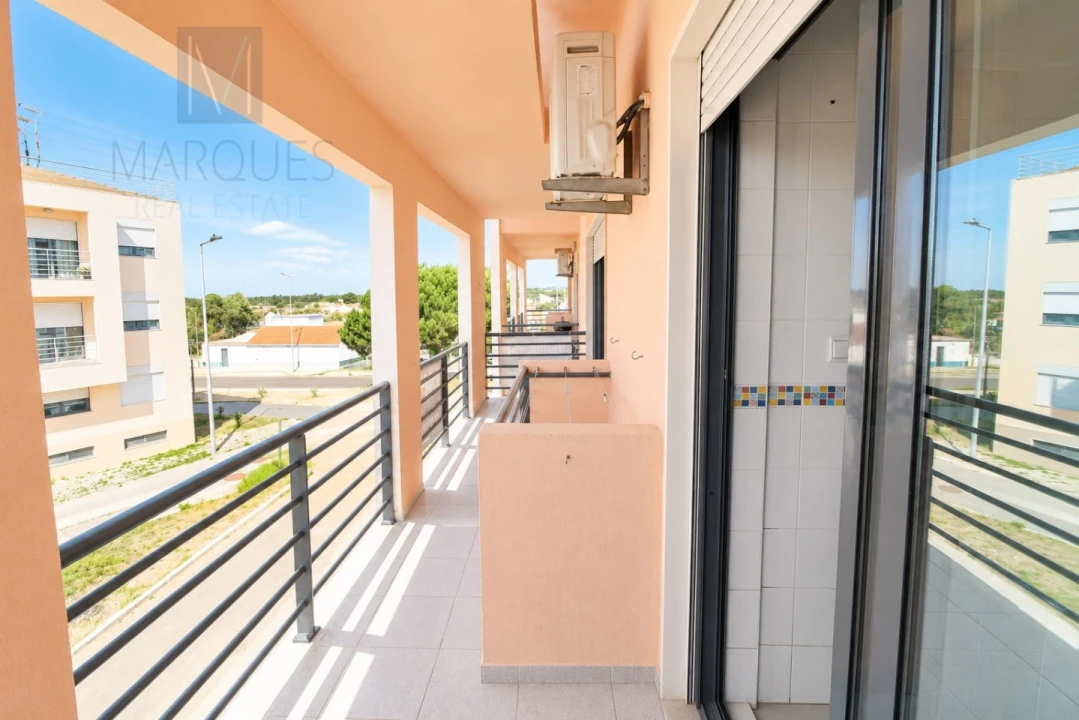 Apartamento T3 para Venda em Quinta do Anjo Foto 8