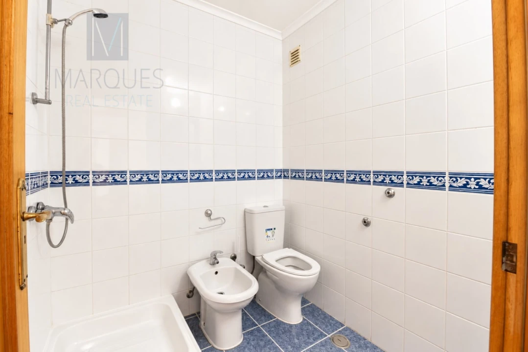 Apartamento T3 para Venda em Quinta do Anjo Foto 18