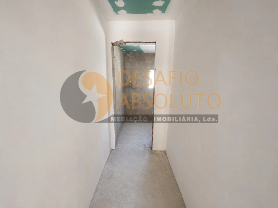 Moradia T4 para Venda em Seixal, Arrentela e Aldeia de Paio Pires Foto 10