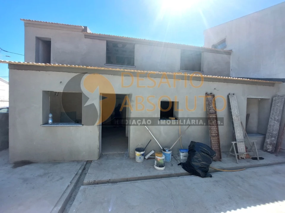 Moradia T4 para Venda em Seixal, Arrentela e Aldeia de Paio Pires Foto 23