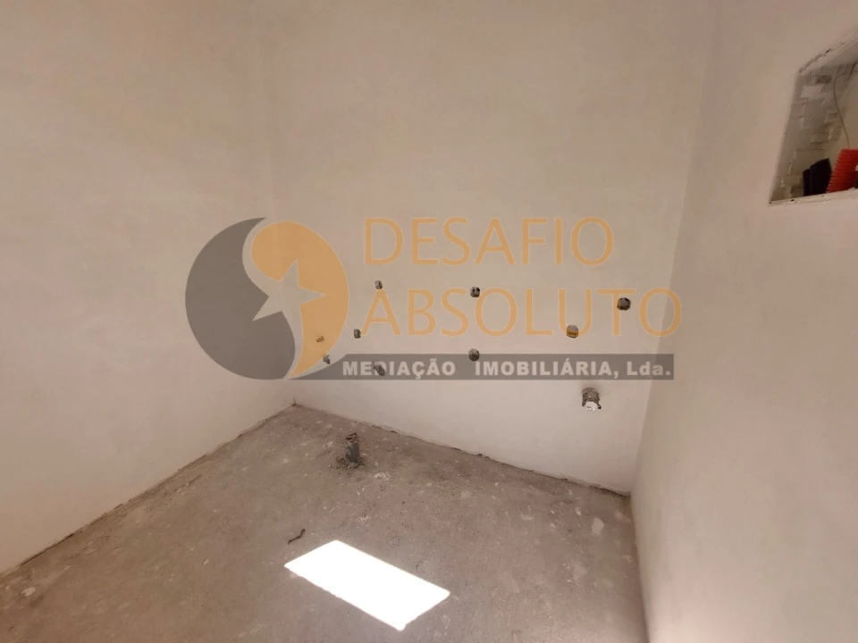 Moradia T4 para Venda em Seixal, Arrentela e Aldeia de Paio Pires Foto 18