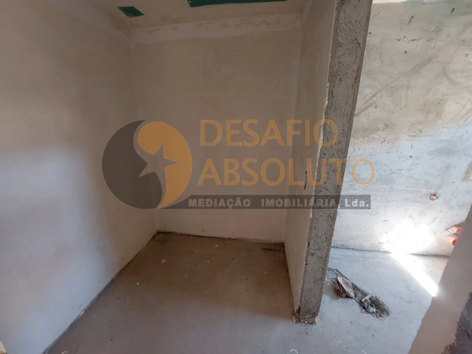 Moradia T4 para Venda em Seixal, Arrentela e Aldeia de Paio Pires Foto 13