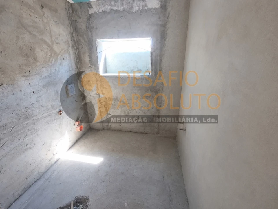 Moradia T4 para Venda em Seixal, Arrentela e Aldeia de Paio Pires Foto 14