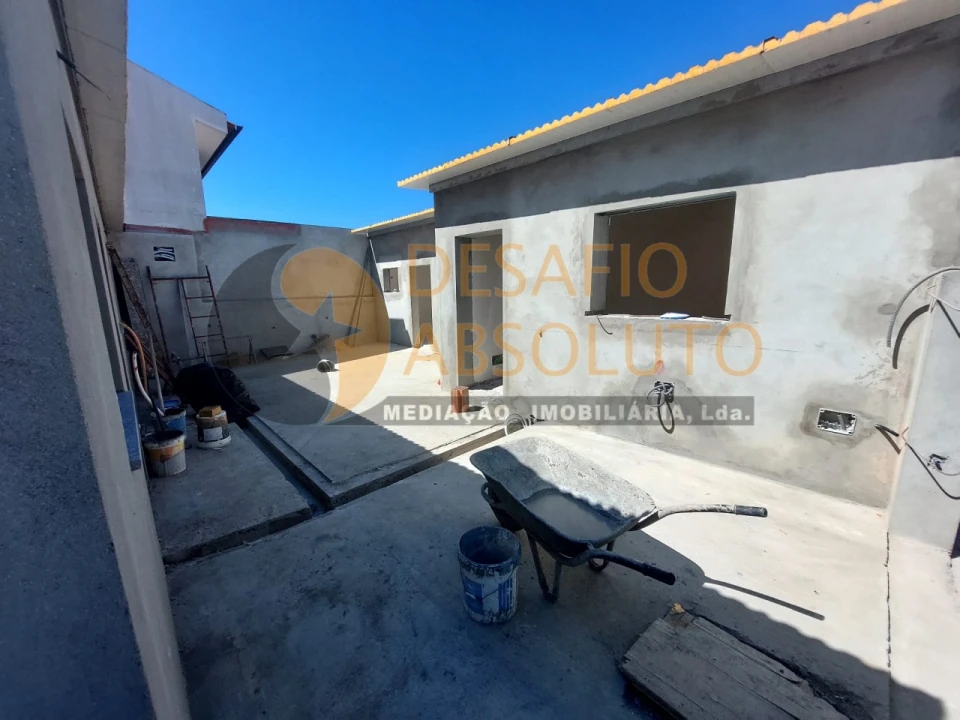 Moradia T4 para Venda em Seixal, Arrentela e Aldeia de Paio Pires Foto 24