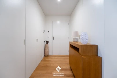 Apartamento T2 para Arrendamento em Espinho