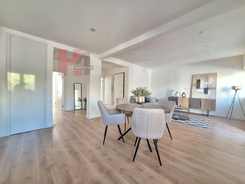 Apartamento T3 para Venda em Benfica Foto 1