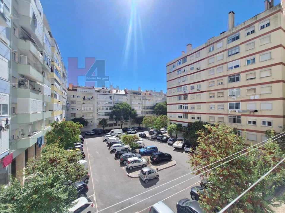 Apartamento T3 para Venda em Benfica Foto 18