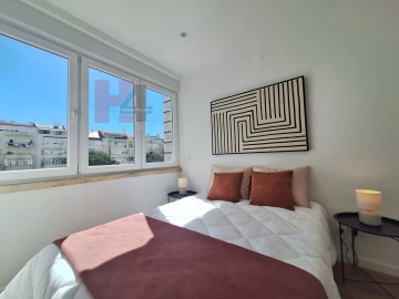 Apartamento T3 para Venda em Benfica
