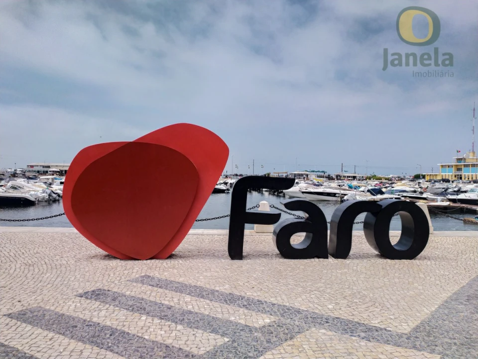 Escritório para Arrendamento em Faro (Sé e São Pedro) Foto 1