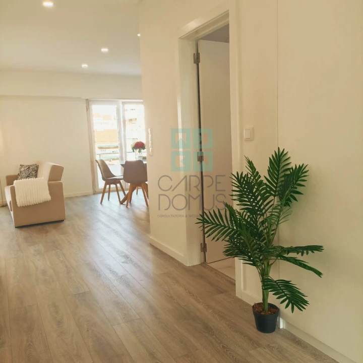 Apartamento T3 para Venda em Benfica Foto 11