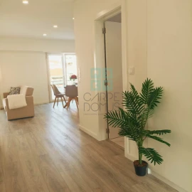 Apartamento T3 para Venda em Benfica