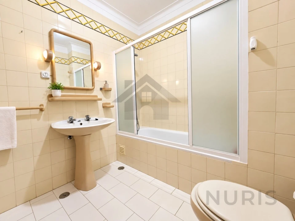 Apartamento T1 para Venda em Portimão Foto 17