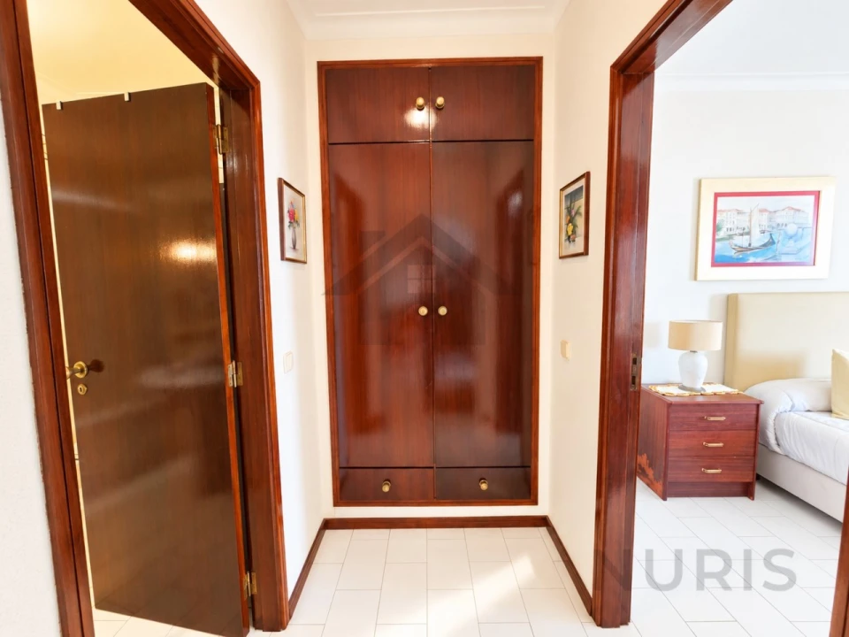 Apartamento T1 para Venda em Portimão Foto 12