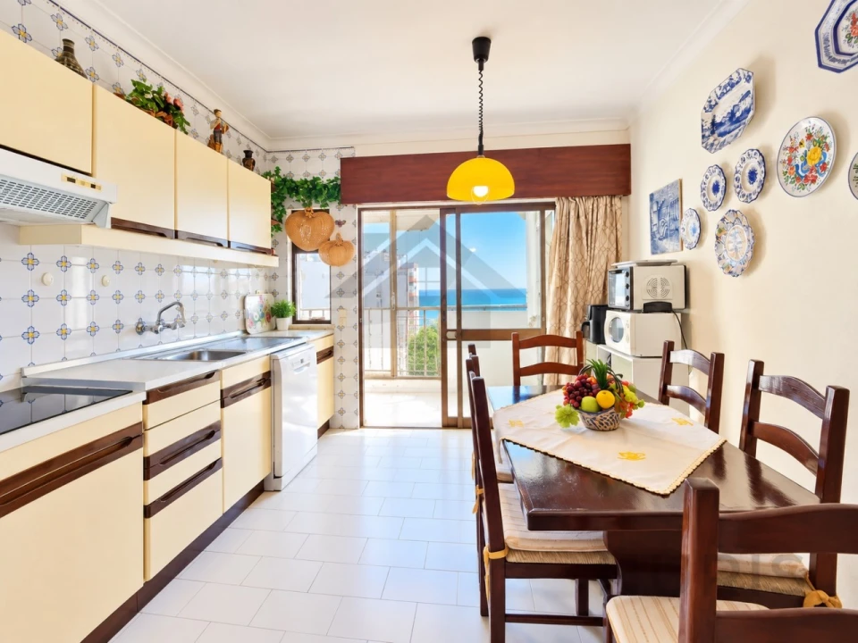 Apartamento T1 para Venda em Portimão Foto 2