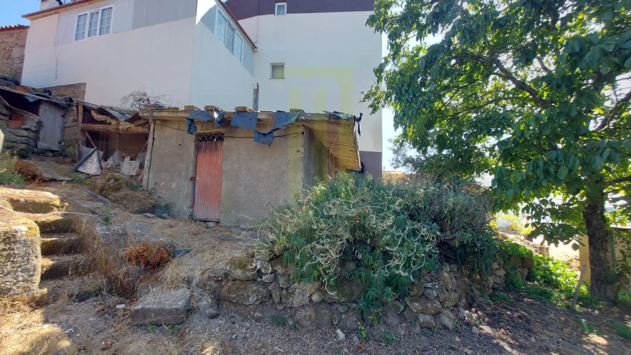 Moradia para Venda em Oliveira do Hospital e São Paio de Gramaços Foto 4