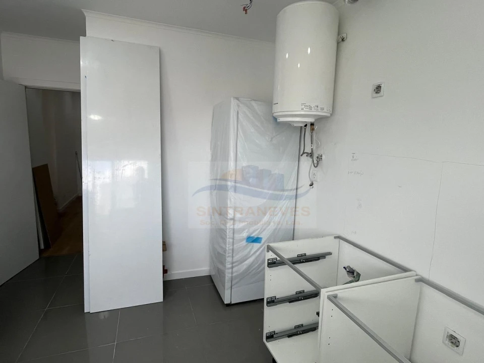 Apartamento T2 para Venda em Cacém e São Marcos Foto 3