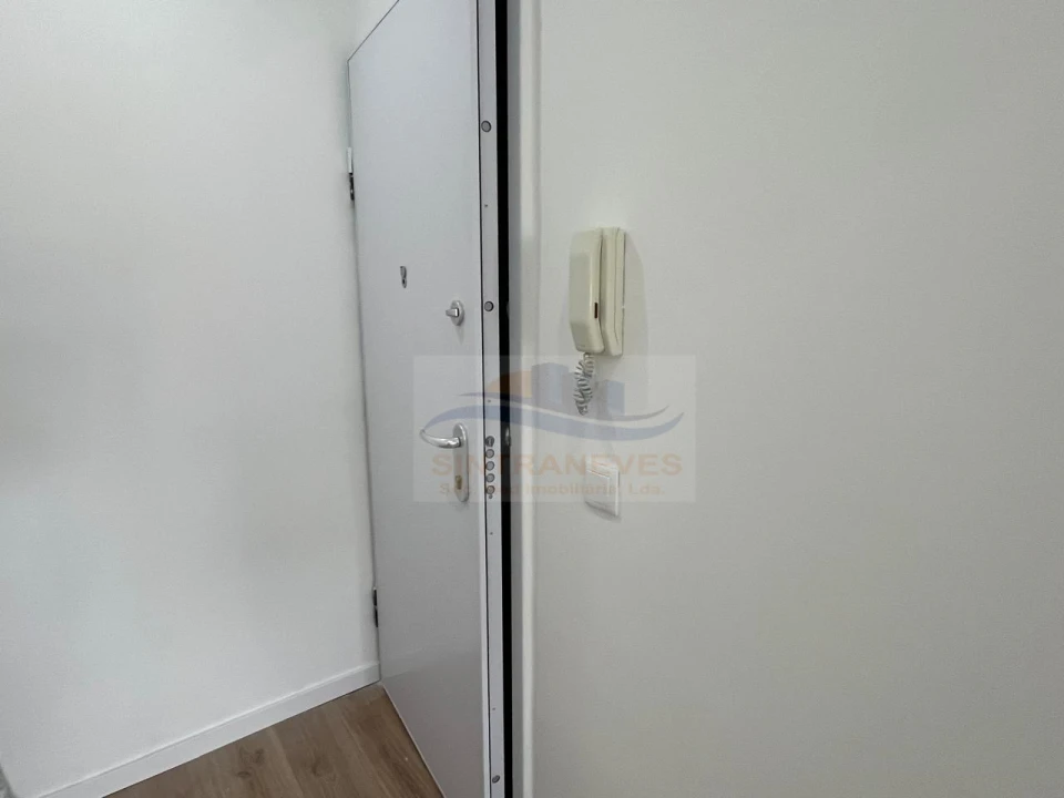 Apartamento T2 para Venda em Cacém e São Marcos Foto 7