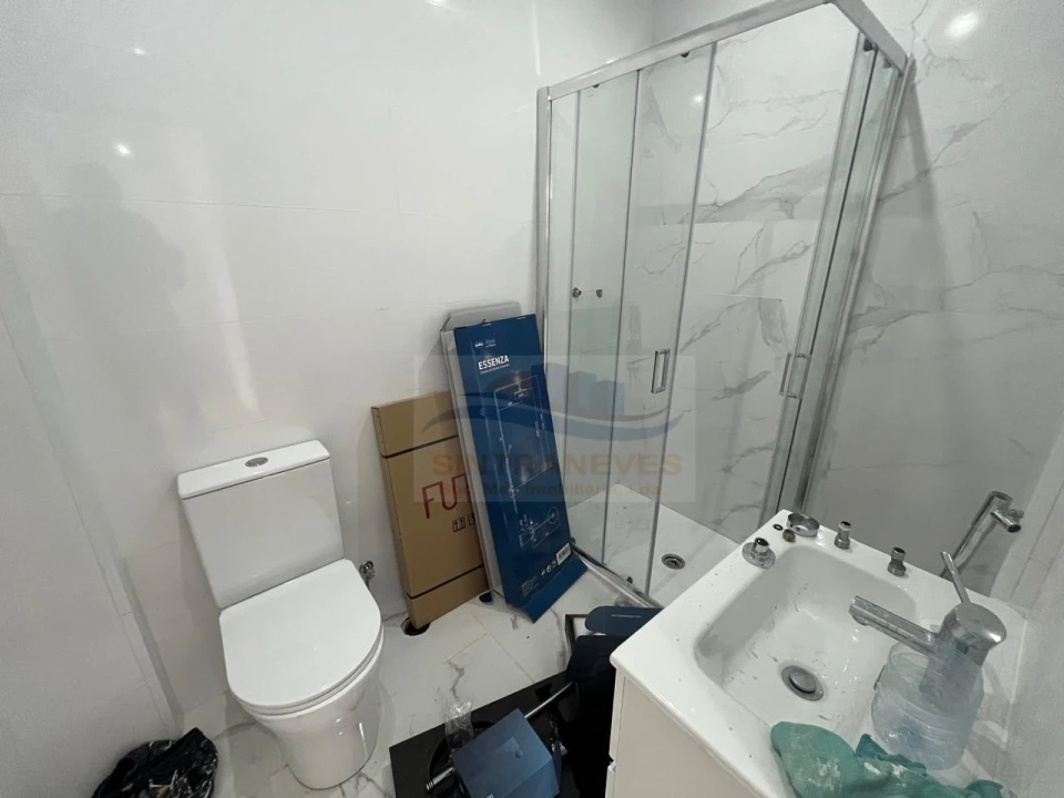 Apartamento T2 para Venda em Cacém e São Marcos Foto 13
