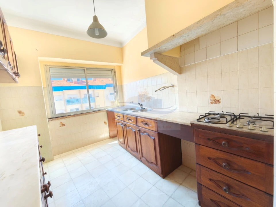 Apartamento T2 para Venda em Venteira Foto 1