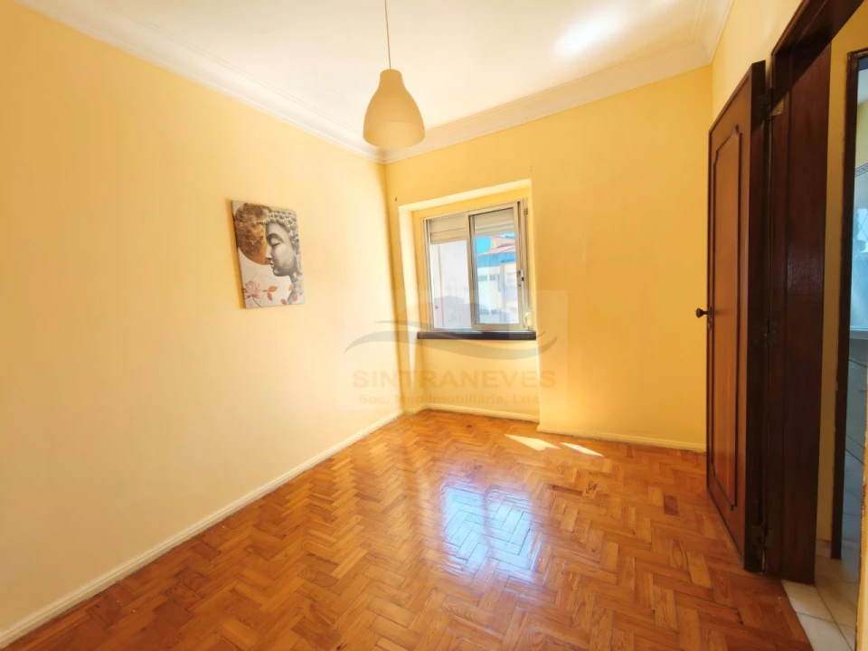Apartamento T2 para Venda em Venteira Foto 8