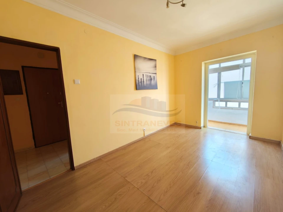 Apartamento T2 para Venda em Venteira Foto 12