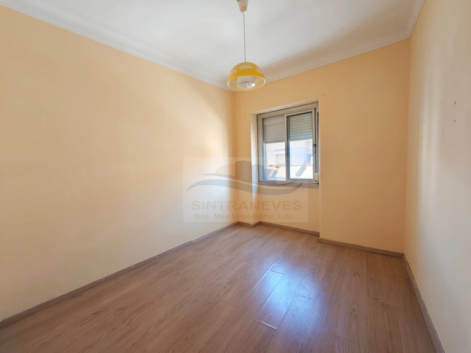 Apartamento T2 para Venda em Venteira Foto 18
