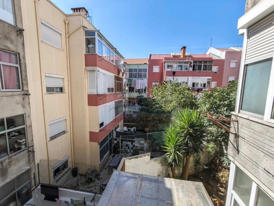 Apartamento T2 para Venda em Mina de Água Foto 7