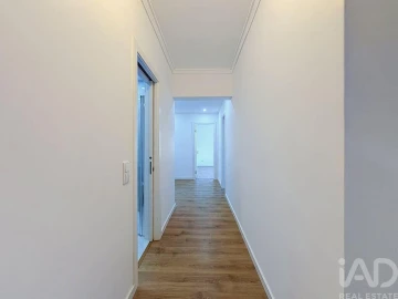 Apartamento T2 para Venda em Massamá e Monte Abraão
