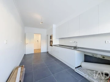 Apartamento T2 para Venda em Massamá e Monte Abraão
