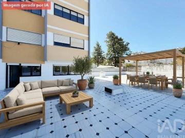 Apartamento T2 para Venda em Massamá e Monte Abraão