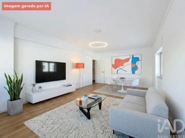 Apartamento T2 para Venda em Massamá e Monte Abraão
