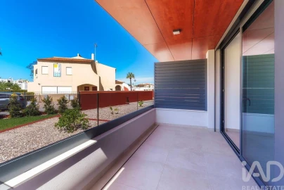 Apartamento T1 para Venda em Quarteira