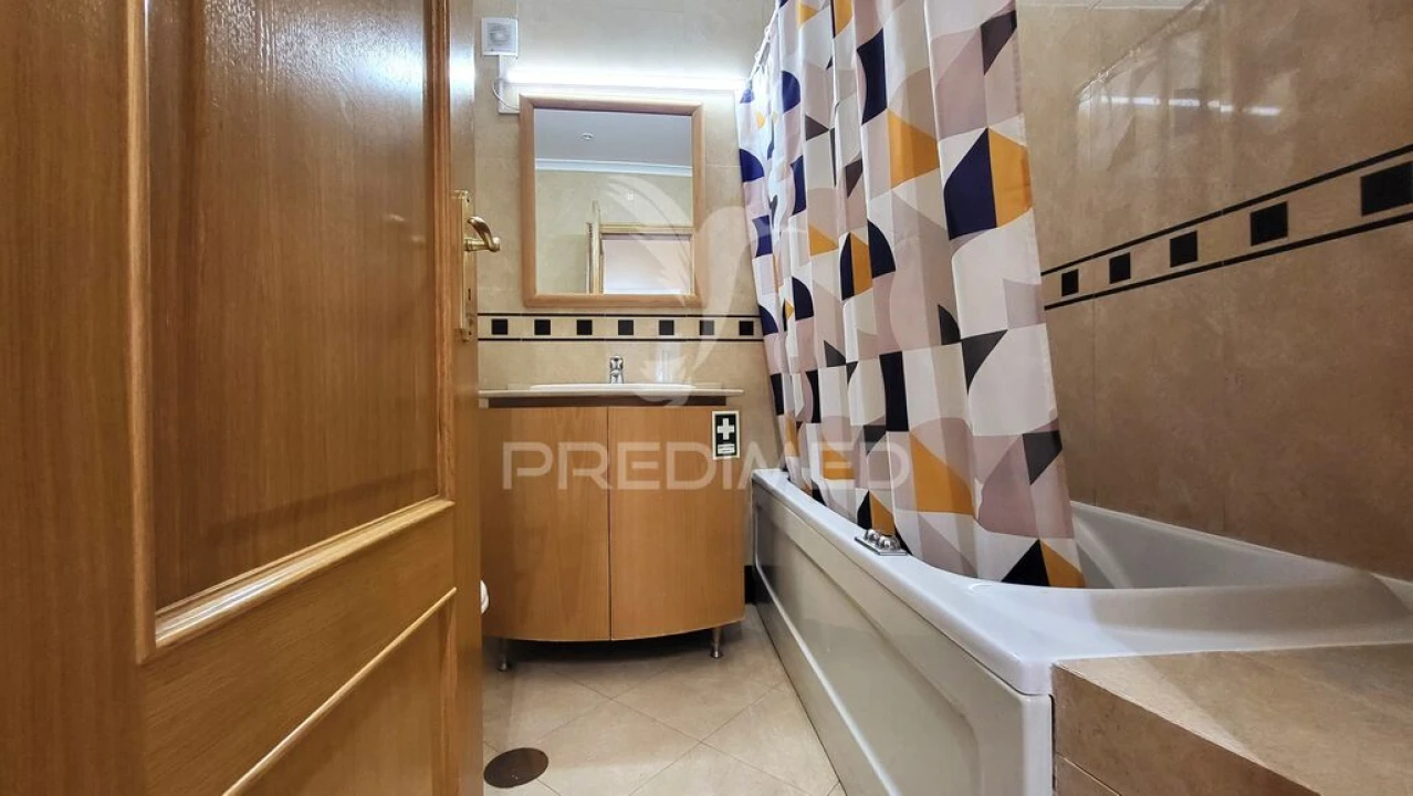 Apartamento T1 para Venda em Portimão Foto 15