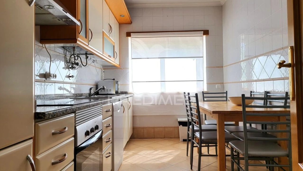 Apartamento T1 para Venda em Portimão Foto 7