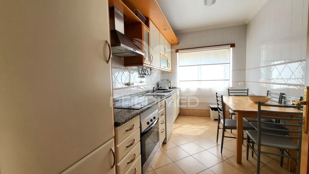 Apartamento T1 para Venda em Portimão Foto 9