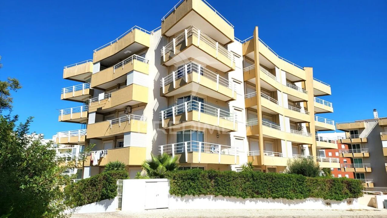 Apartamento T1 para Venda em Portimão Foto 2
