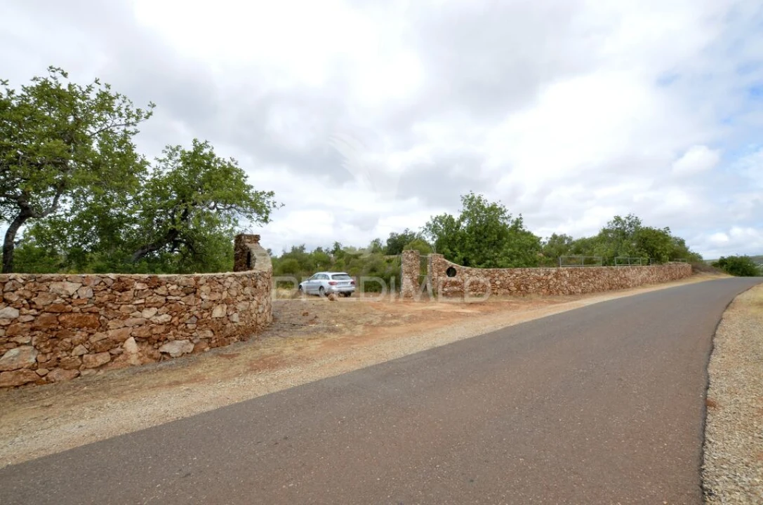 Terreno para Venda em Alte Foto 1