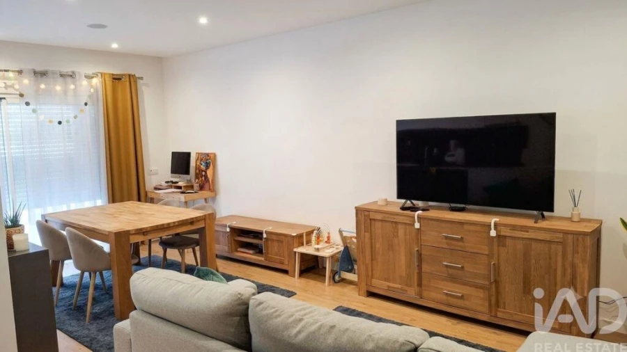 Apartamento T2 para Venda em São Brás de Alportel Foto 5