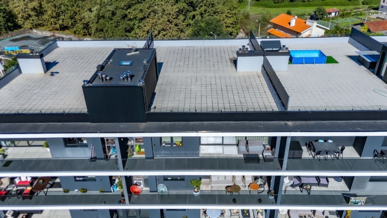 Apartamento T3 para Venda em Lago Foto 1