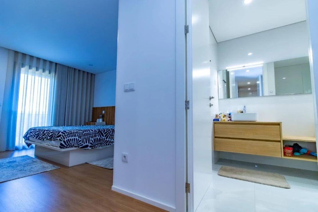 Apartamento T3 para Venda em Lago Foto 14