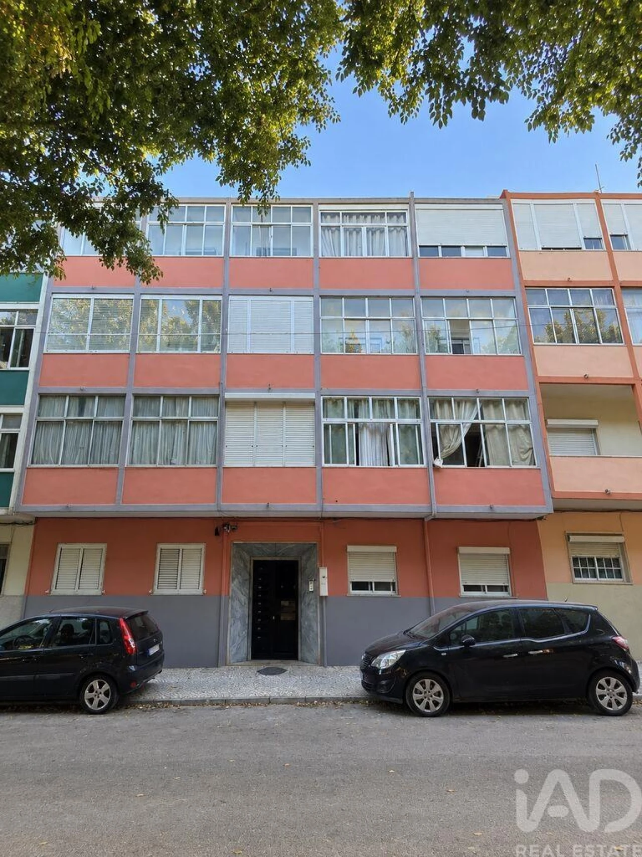 Apartamento T3 para Venda em Almada, Cova da Piedade, Pragal e Cacilhas Foto 16